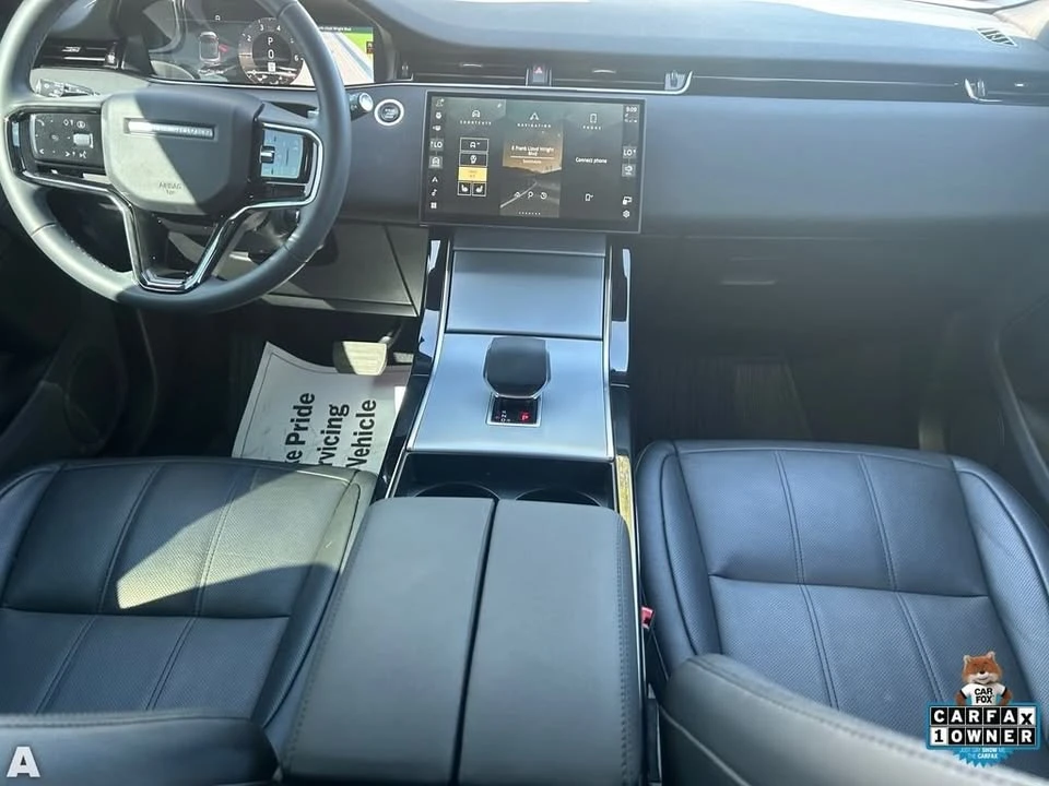 2025 Land Rover Range Rover Evoque 2nd Gen - Image 14 of 18