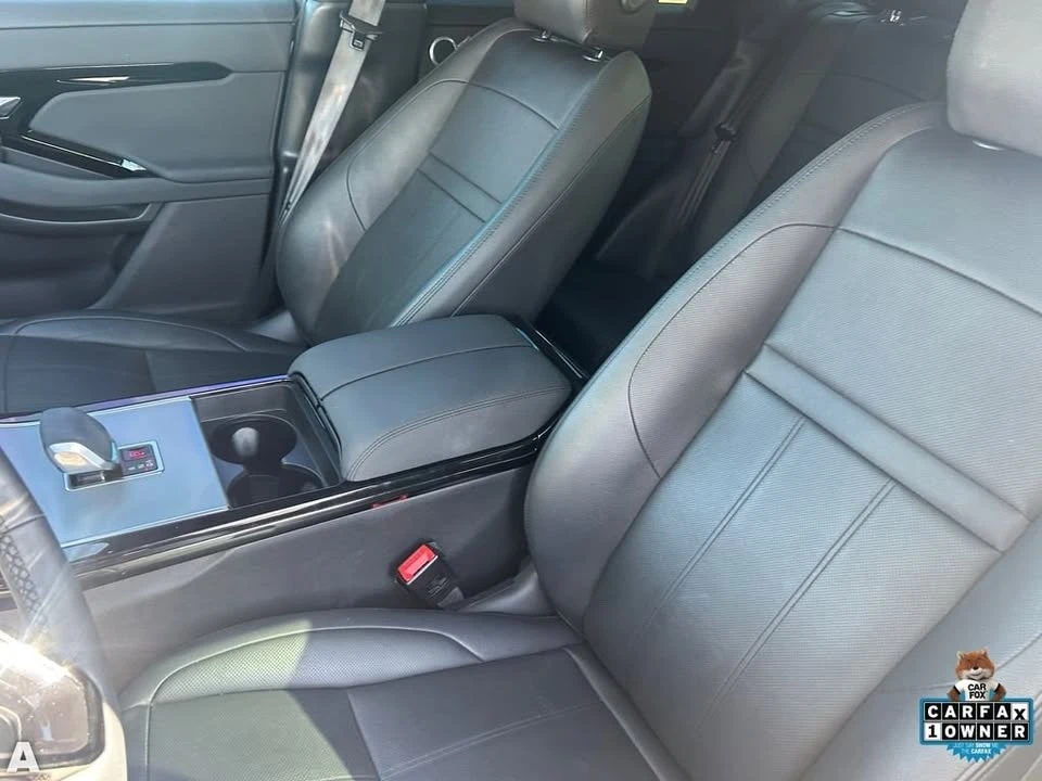 2025 Land Rover Range Rover Evoque 2nd Gen - Image 16 of 18