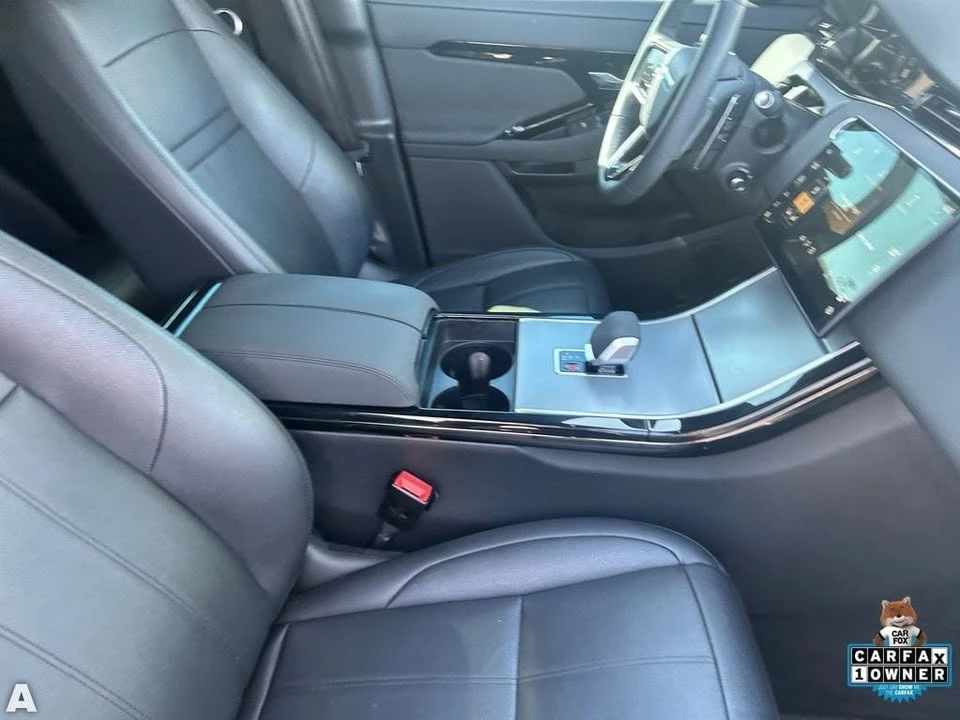 2025 Land Rover Range Rover Evoque 2nd Gen - Image 11 of 18