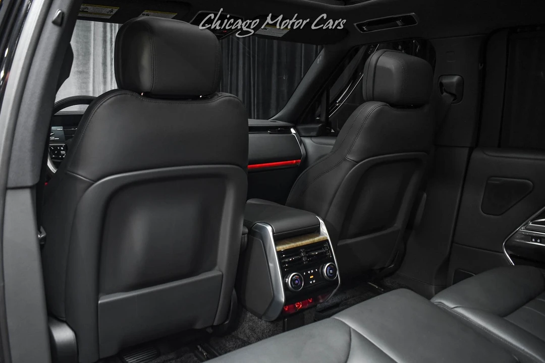 2025 Land Rover Range Rover L460 - Image 28 of 31