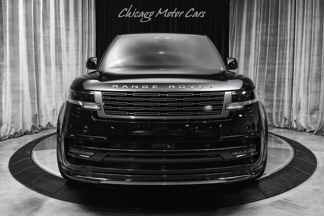 2025 Land Rover Range Rover L460 - Image 8 of 31