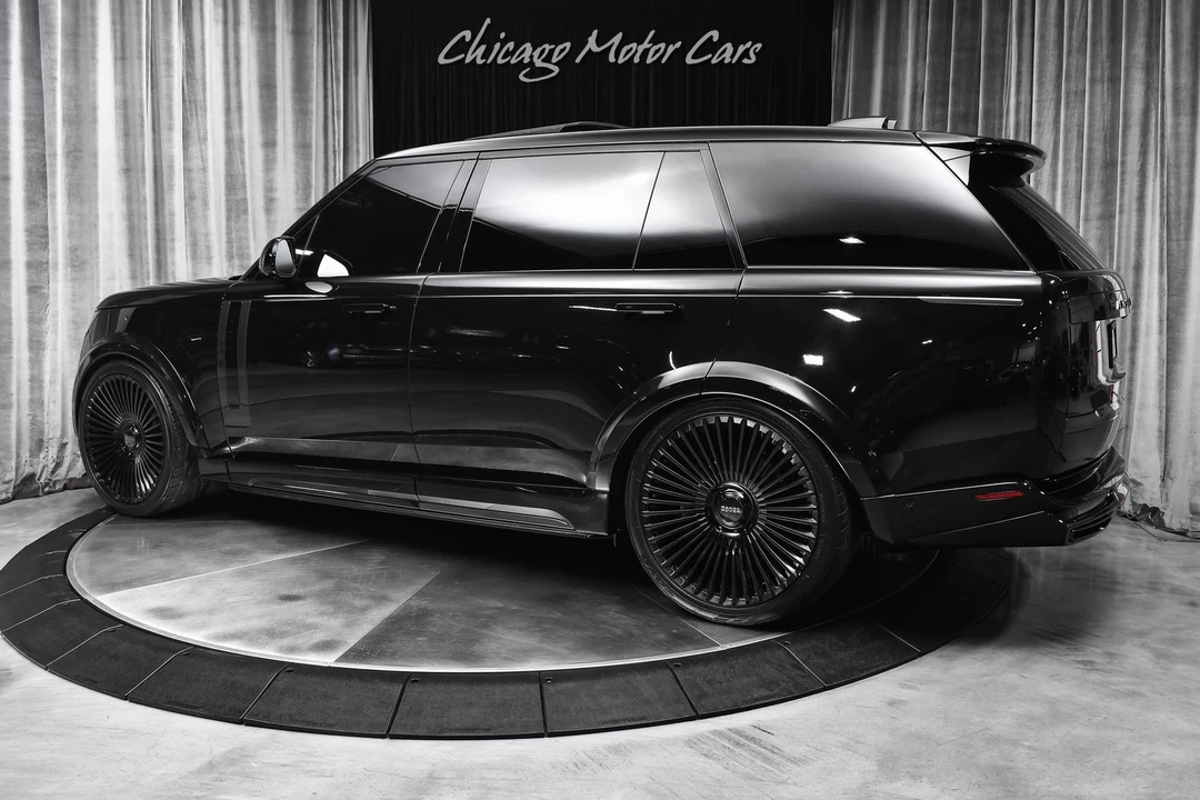 2025 Land Rover Range Rover L460 - Image 4 of 31