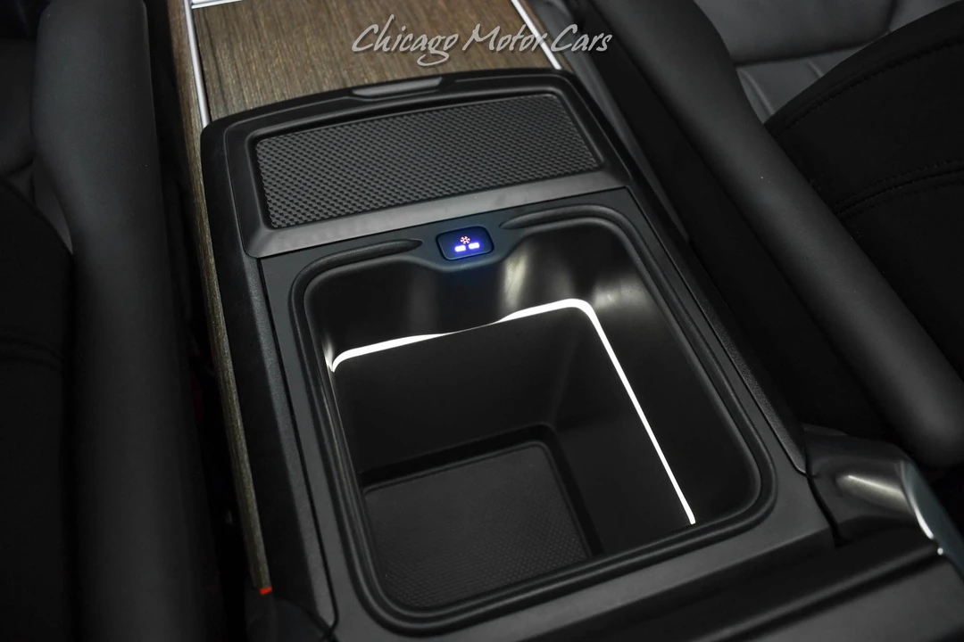2025 Land Rover Range Rover L460 - Image 21 of 31