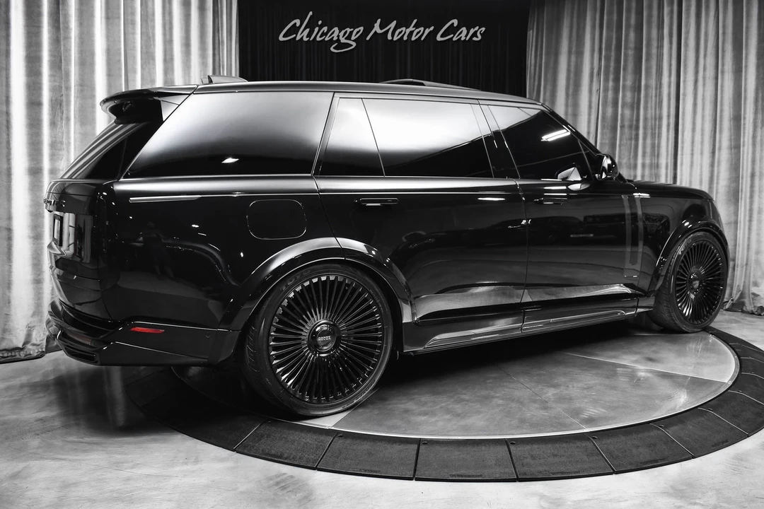 2025 Land Rover Range Rover L460 - Image 6 of 31