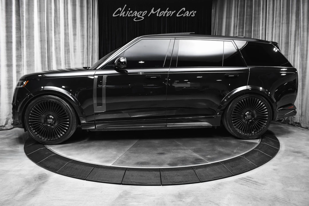 2025 Land Rover Range Rover L460 - Image 2 of 31
