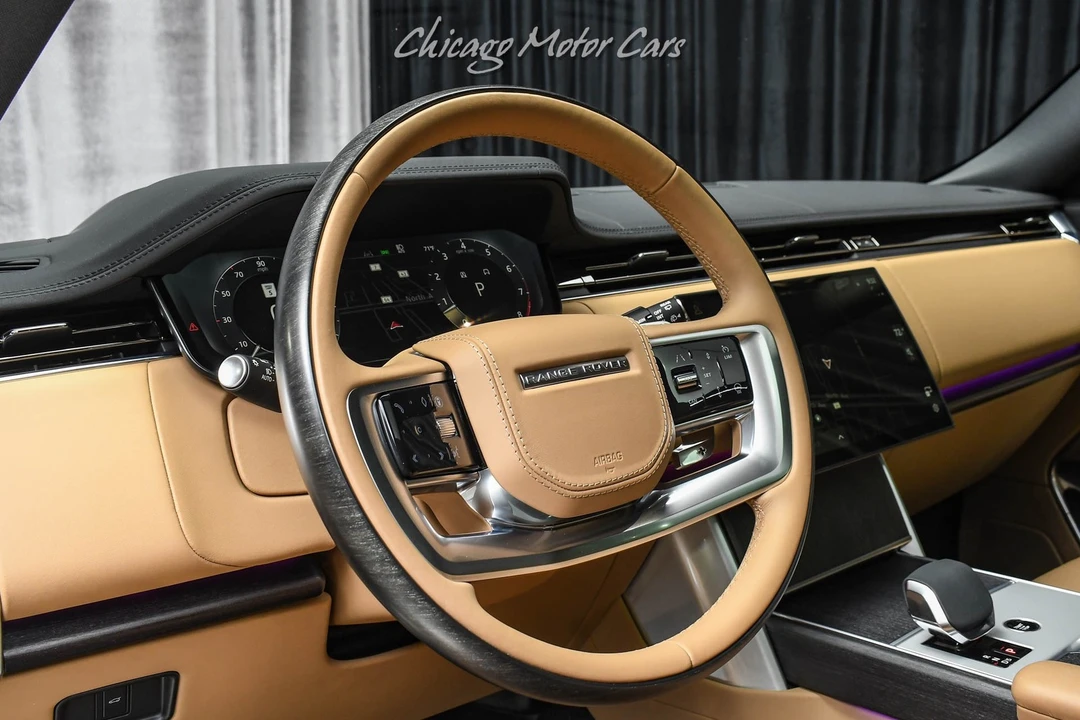 2025 Land Rover Range Rover L460 - Image 9 of 31