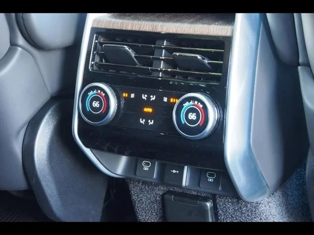 2025 Land Rover Range Rover L460 - Image 17 of 20