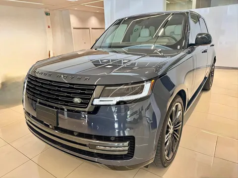 2025 Land Rover Range Rover P400 SE SWB
