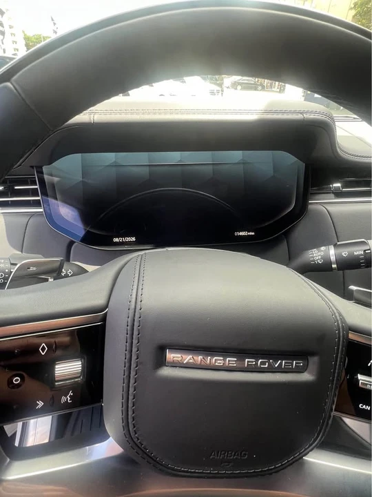 2025 Land Rover Range Rover L460 - Image 6 of 8