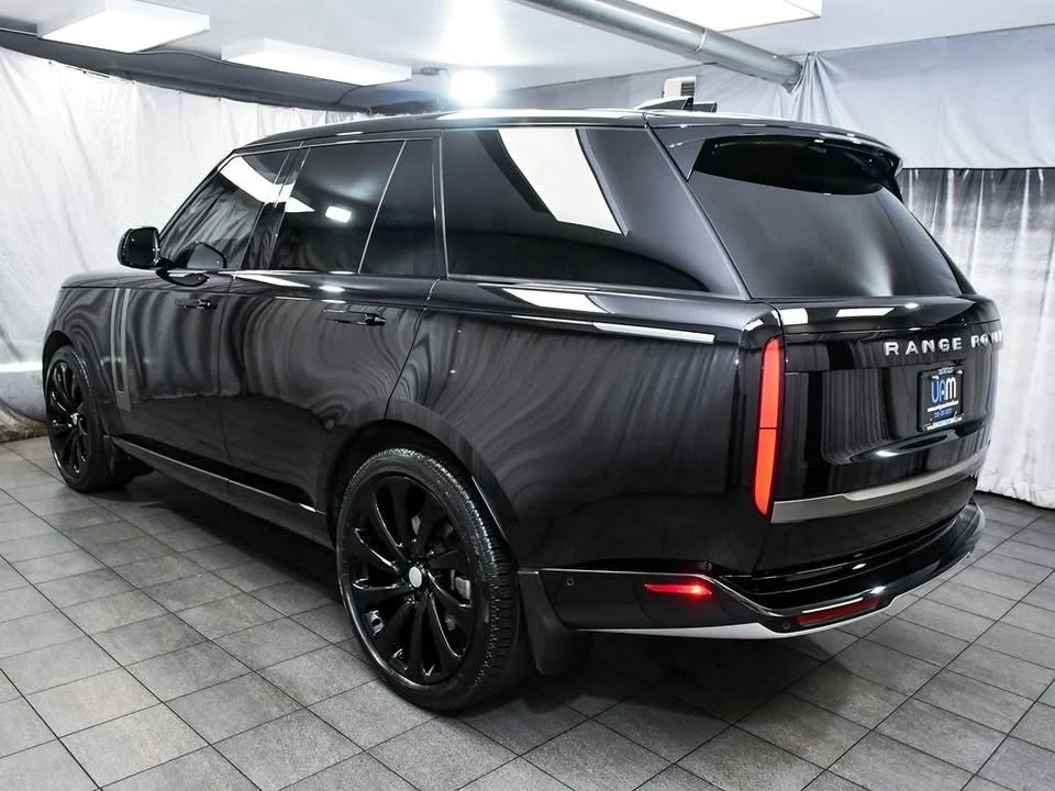 2025 Land Rover Range Rover L460 - Image 4 of 20