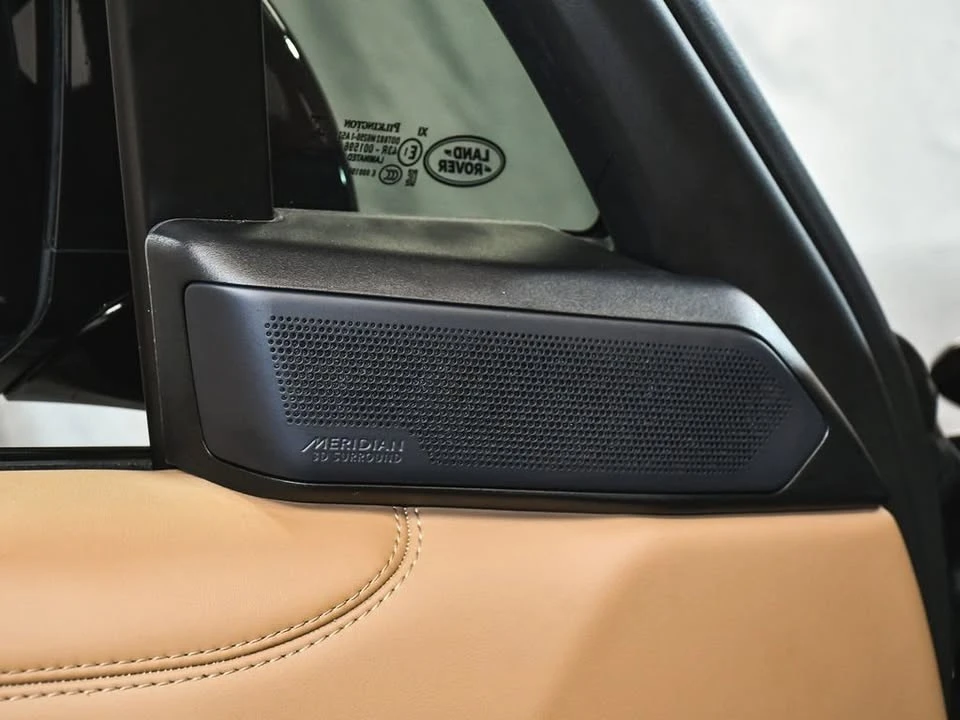 2025 Land Rover Range Rover L460 - Image 11 of 20