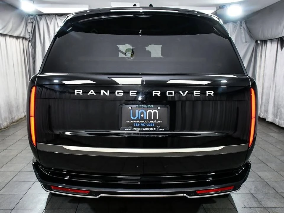 2025 Land Rover Range Rover L460 - Image 5 of 20