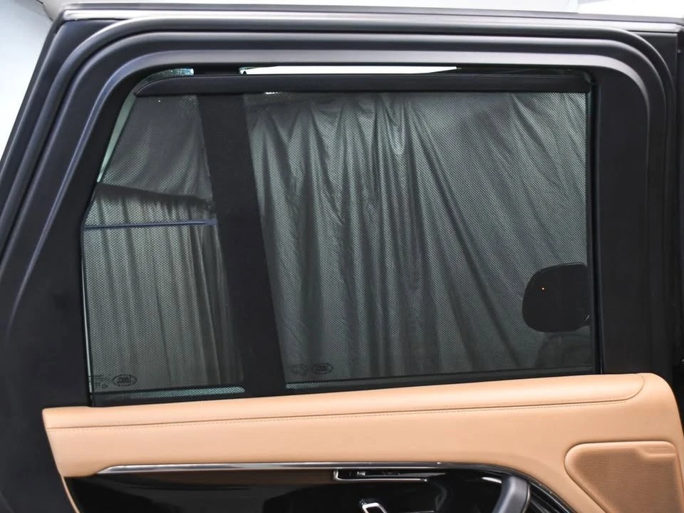2025 Land Rover Range Rover L460 - Image 15 of 20