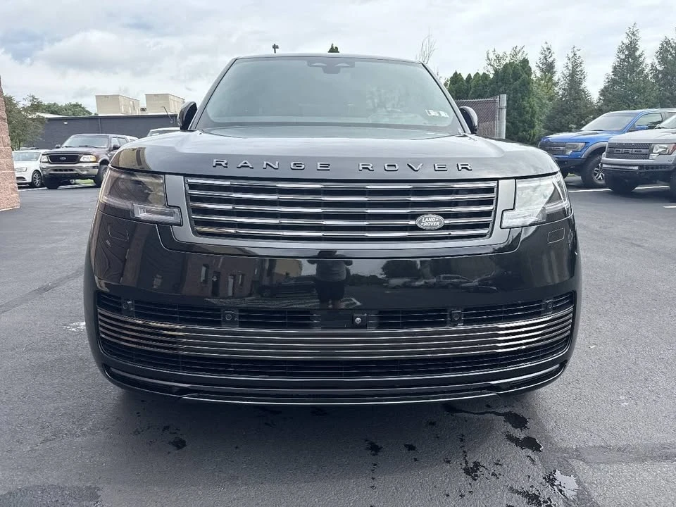 2025 Land Rover Range Rover L460 - Image 5 of 19