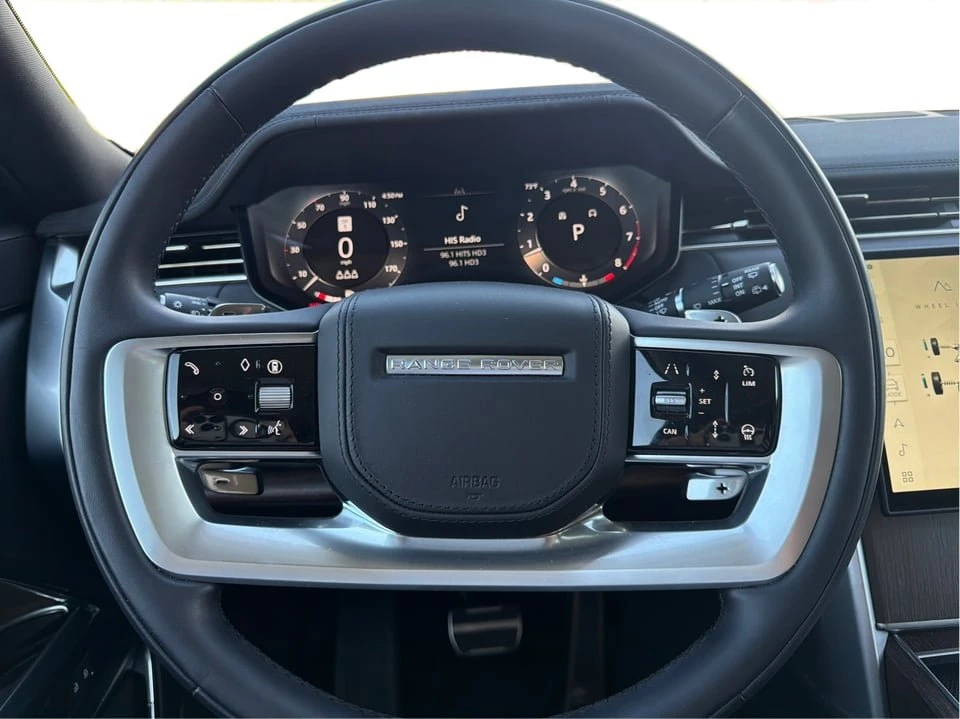 2025 Land Rover Range Rover L460 - Image 19 of 20