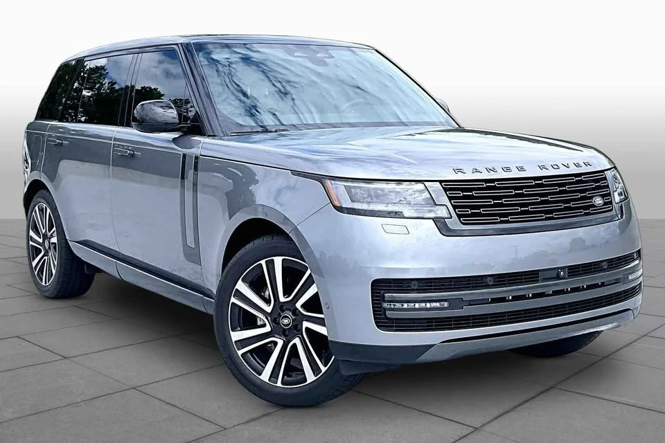 2025 Land Rover Range Rover L460 - Image 2 of 14