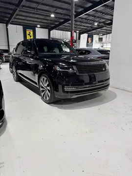 2025 Land Rover Range Rover P400 SE Long Wheel Base