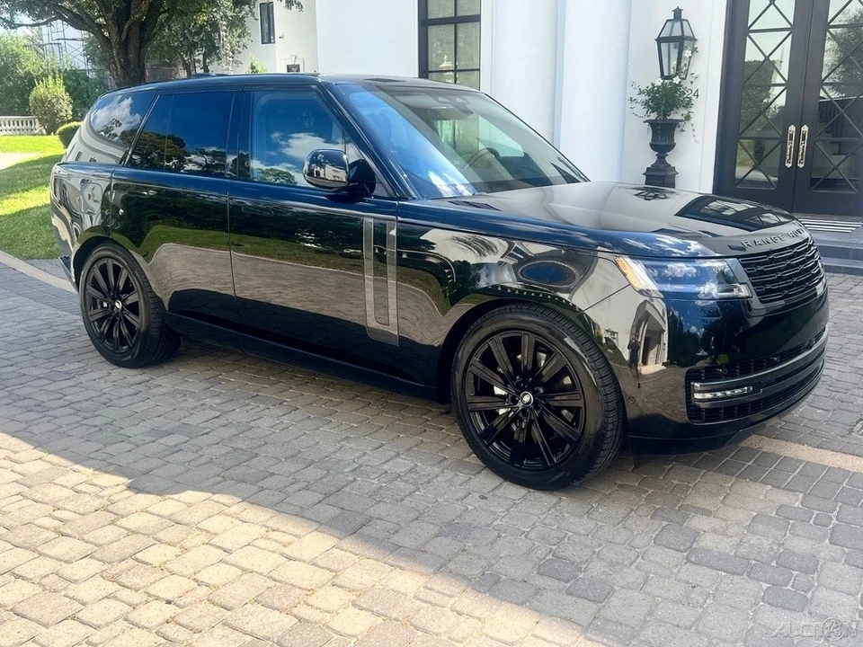 2025 Land Rover Range Rover L460 - Image 6 of 21