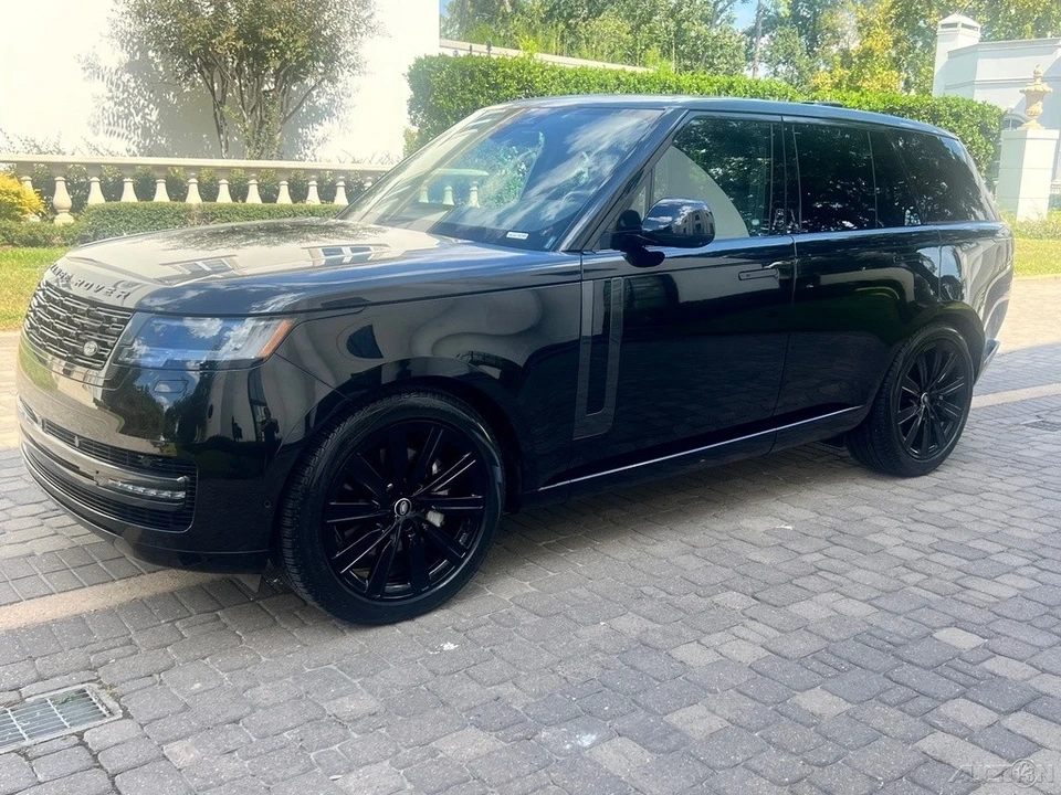 2025 Land Rover Range Rover L460 - Image 4 of 21