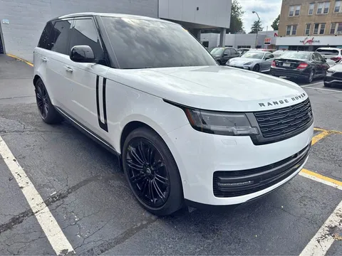 2025 Land Rover Range Rover P400 SE Sport Utility 4D