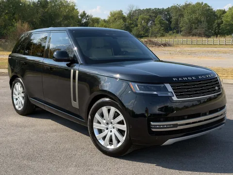 2025 Land Rover Range Rover P400 SE