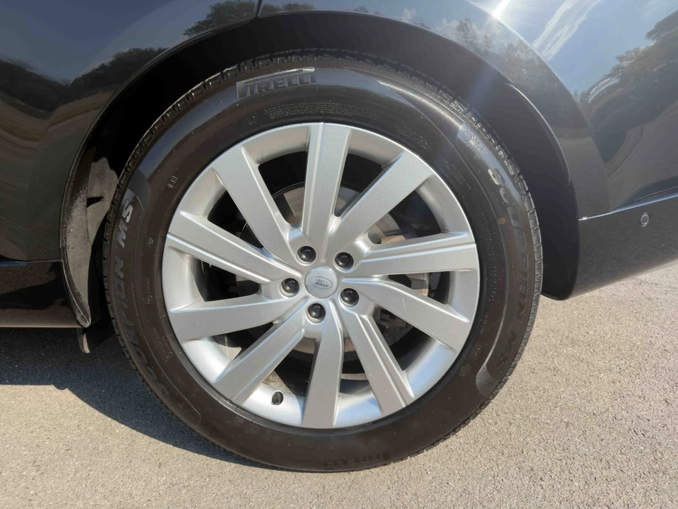 2025 Land Rover Range Rover L460 - Image 14 of 31