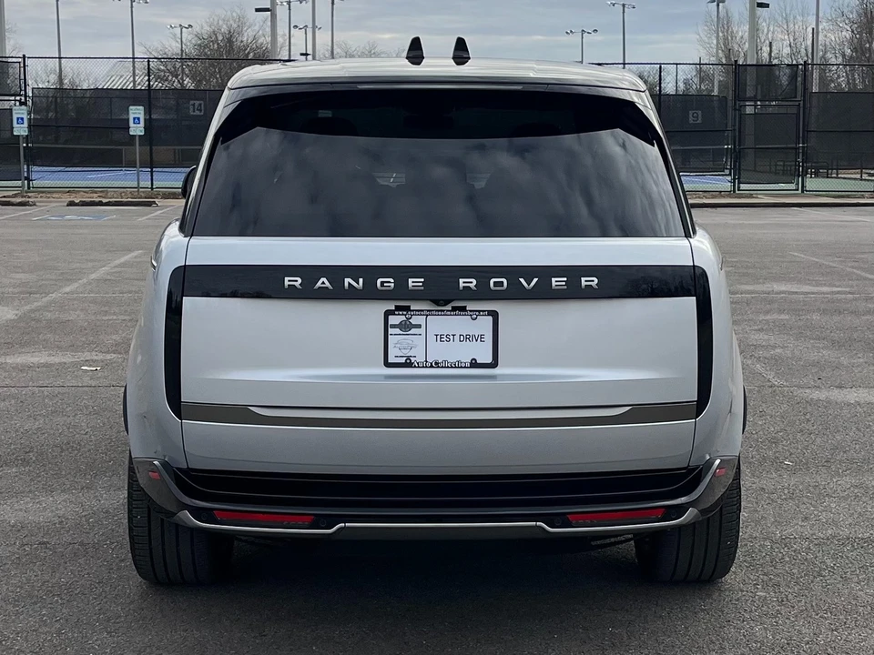 2025 Land Rover Range Rover L460 - Image 5 of 12