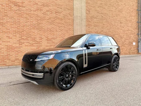 2025 Land Rover Range Rover P400 SWB SE