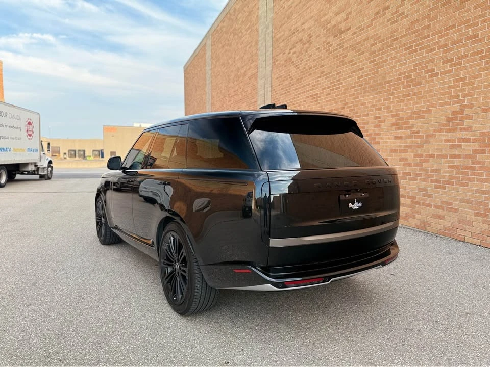 2025 Land Rover Range Rover L460 - Image 3 of 9