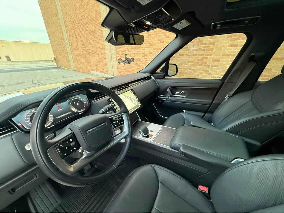 2025 Land Rover Range Rover L460 - Image 8 of 9