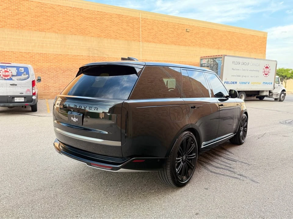 2025 Land Rover Range Rover L460 - Image 4 of 9