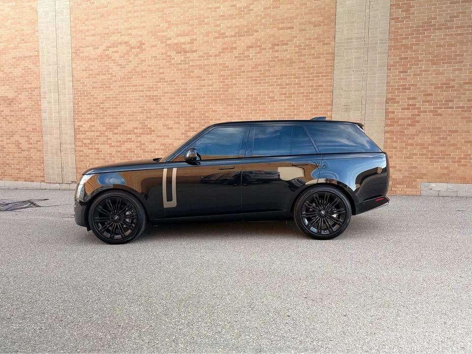 2025 Land Rover Range Rover L460 - Image 2 of 9