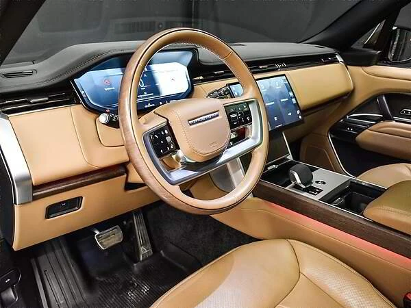 2025 Land Rover Range Rover L460 - Image 12 of 19