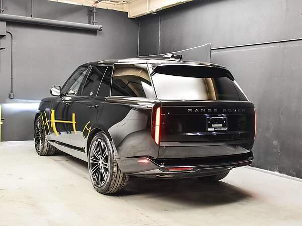 2025 Land Rover Range Rover L460 - Image 7 of 19