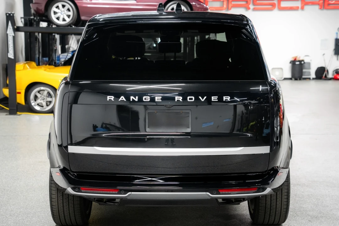 2025 Land Rover Range Rover L460 - Image 7 of 21