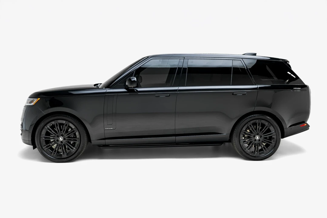 2025 Land Rover Range Rover L460 - Image 6 of 31