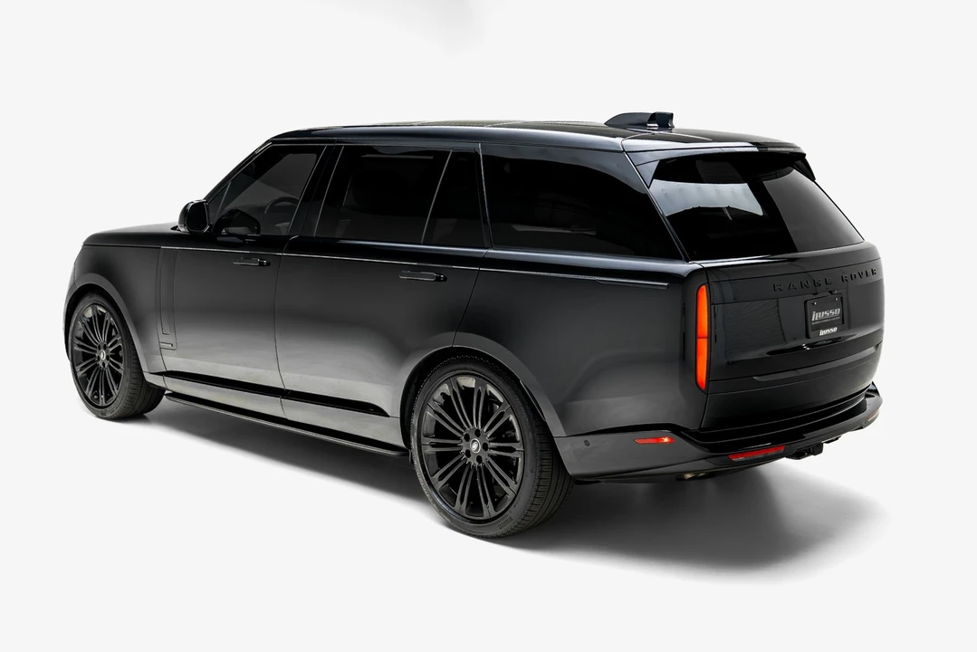 2025 Land Rover Range Rover L460 - Image 13 of 31