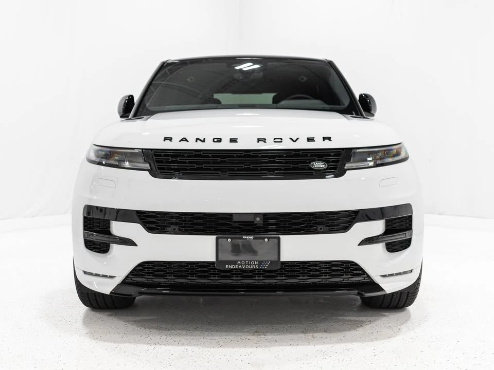 2025 Land Rover Range Rover L460 - Image 2 of 8