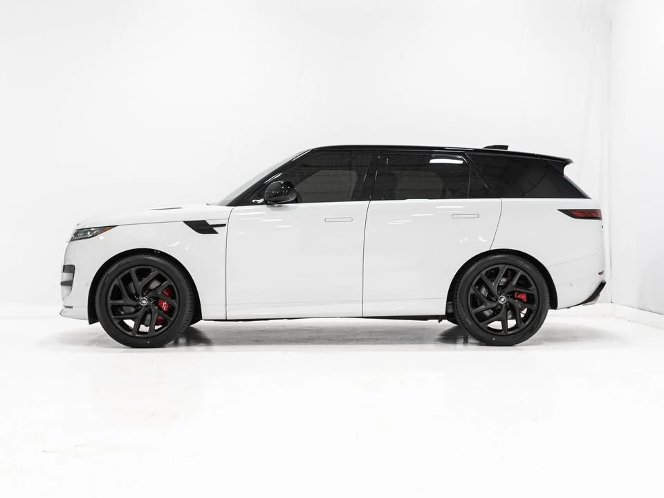 2025 Land Rover Range Rover L460 - Image 3 of 8
