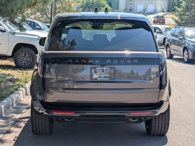 2025 Land Rover Range Rover L460 - Image 4 of 20