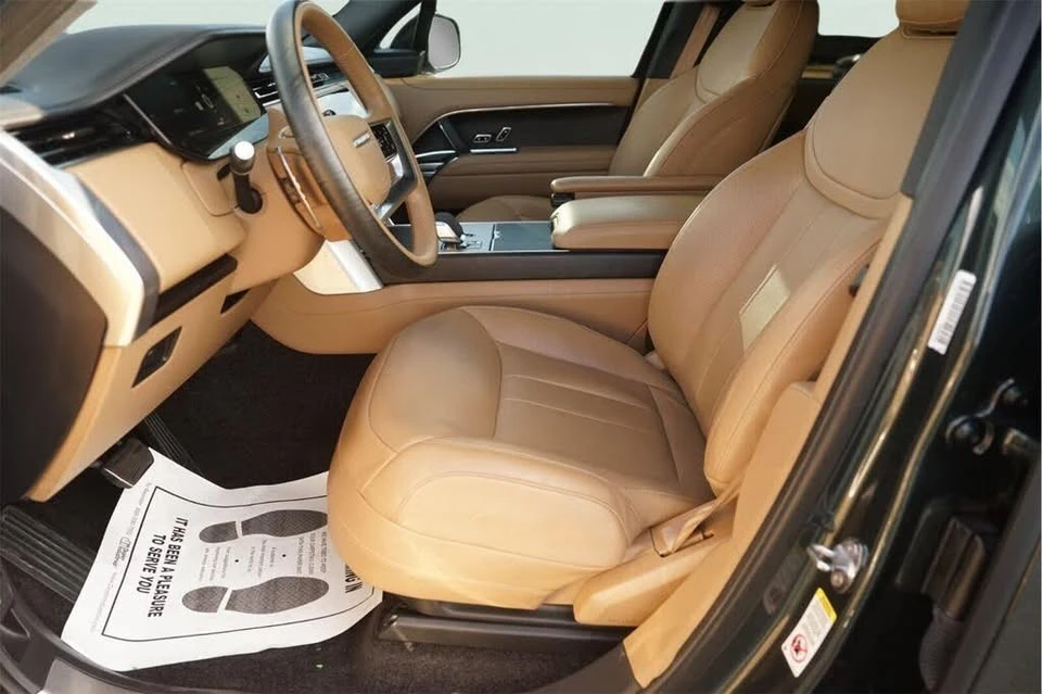 2025 Land Rover Range Rover L460 - Image 8 of 20