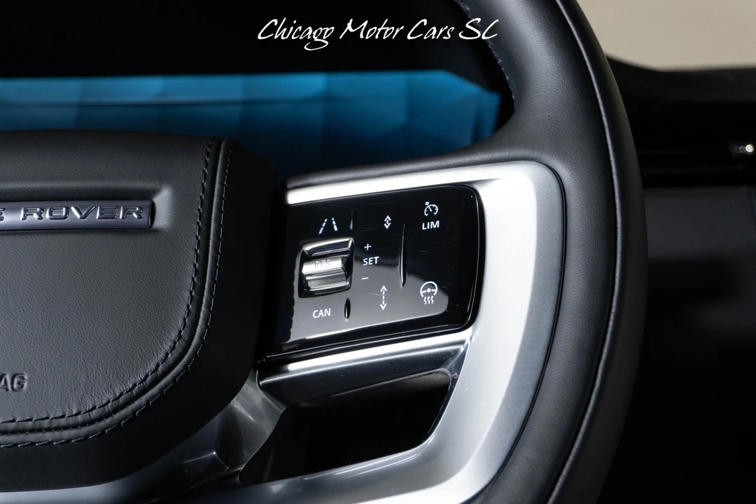 2025 Land Rover Range Rover L460 - Image 26 of 31