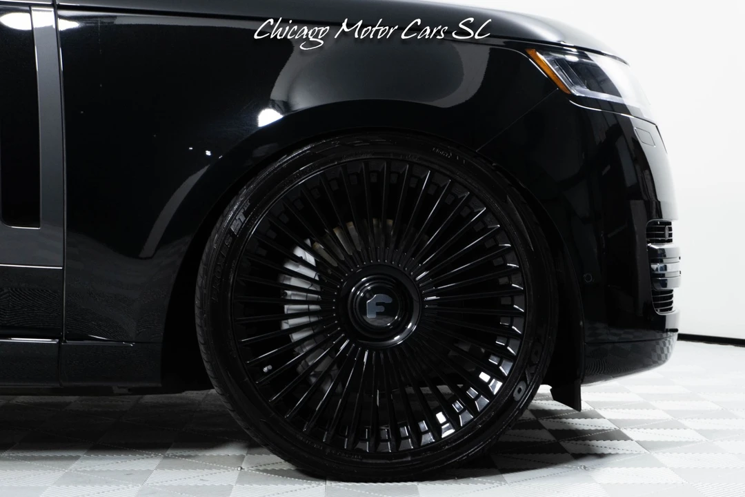 2025 Land Rover Range Rover L460 - Image 11 of 31