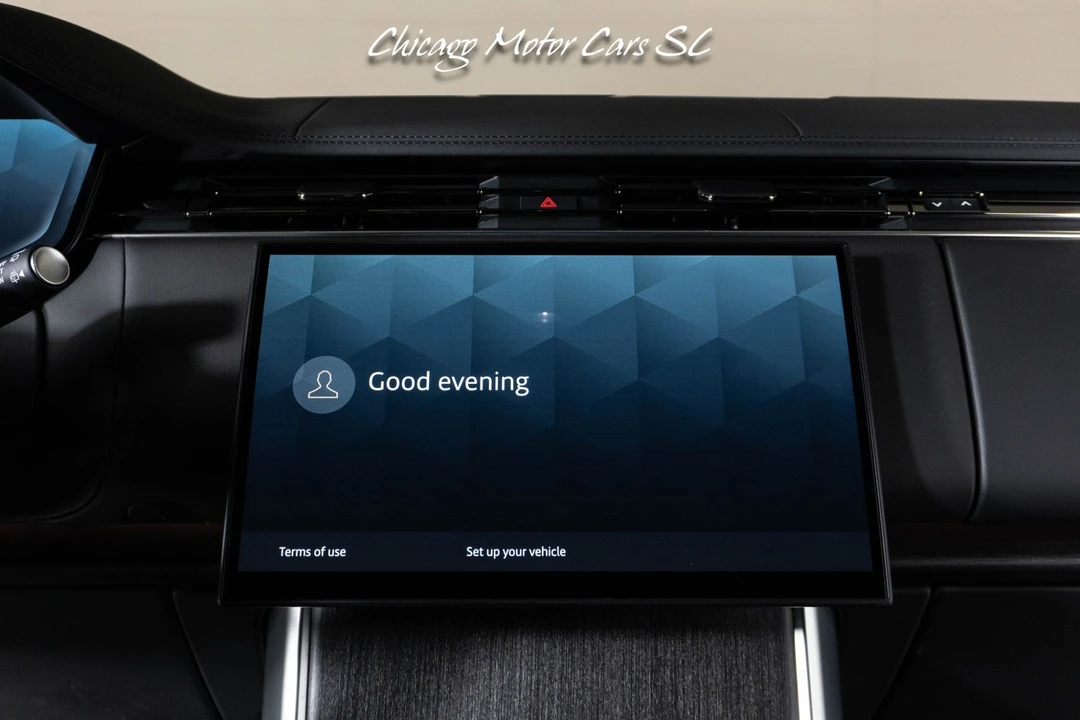2025 Land Rover Range Rover L460 - Image 23 of 31