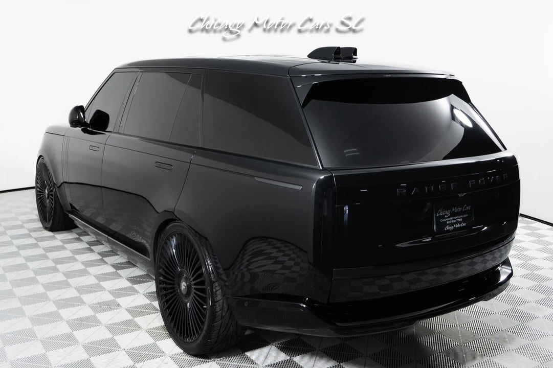 2025 Land Rover Range Rover L460 - Image 18 of 31