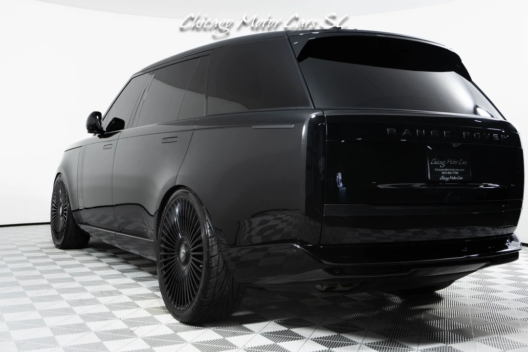 2025 Land Rover Range Rover L460 - Image 17 of 31