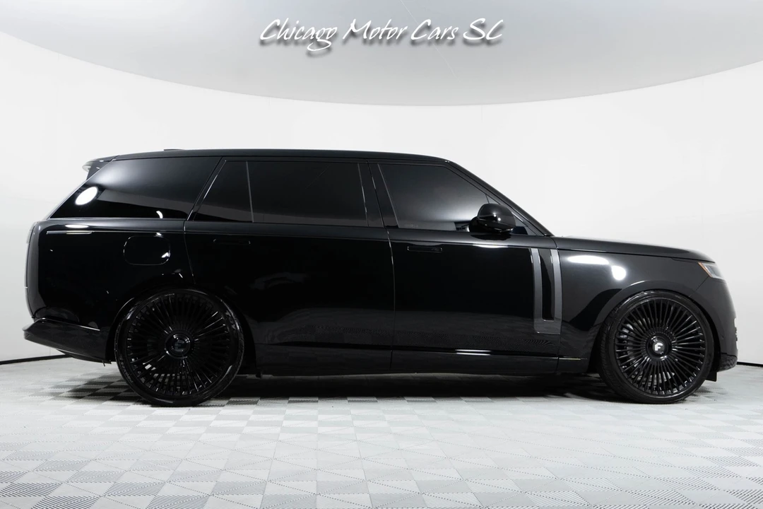 2025 Land Rover Range Rover L460 - Image 12 of 31