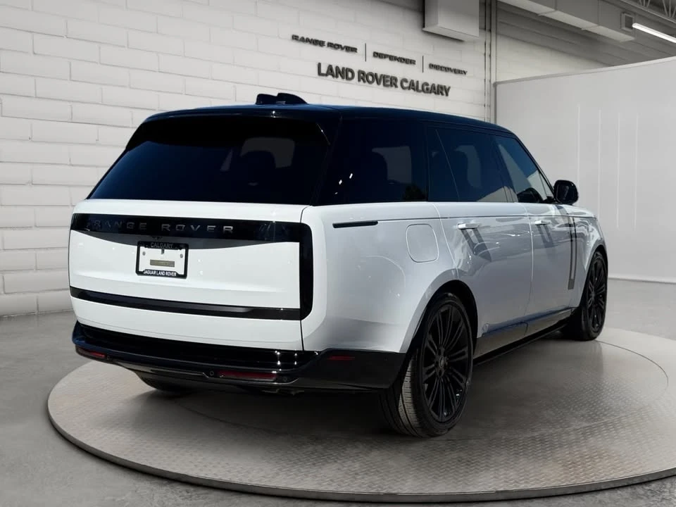2025 Land Rover Range Rover L460 - Image 7 of 20