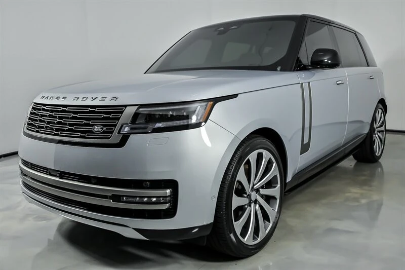 2025 Land Rover Range Rover L460 - Image 6 of 31