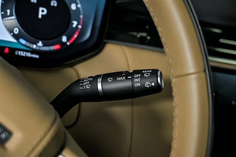 2025 Land Rover Range Rover L460 - Image 30 of 31